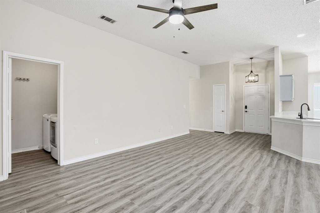 10900 Trestles Rd - Photo 6 of 27