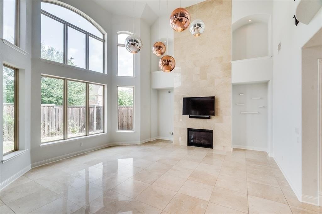 5601 Cognac St - Photo 7 of 35