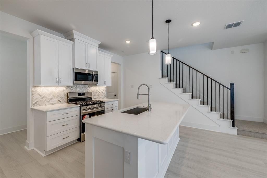 830 Trace Hawk Ln - Photo 6 of 25