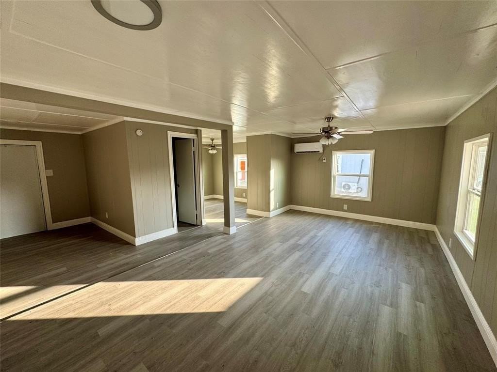 5345 Brown Ln - Photo 2 of 7