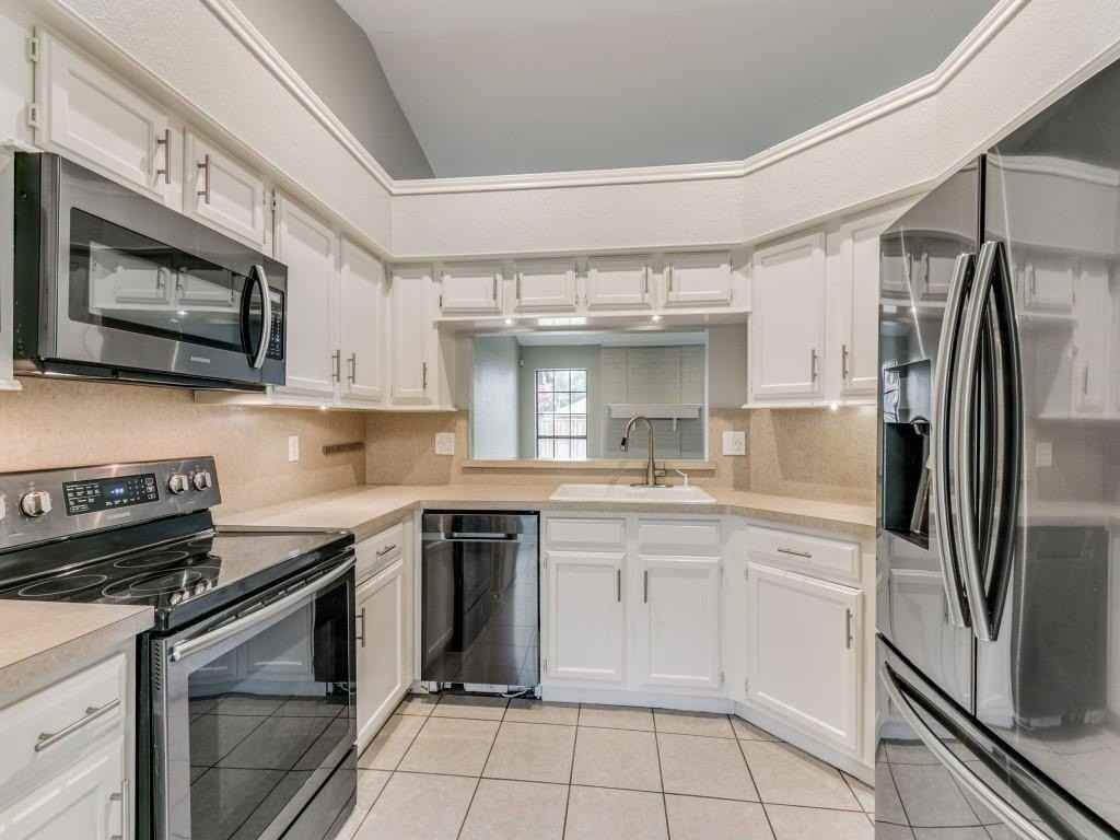 1304 Sheppard Ln - Photo 6 of 15