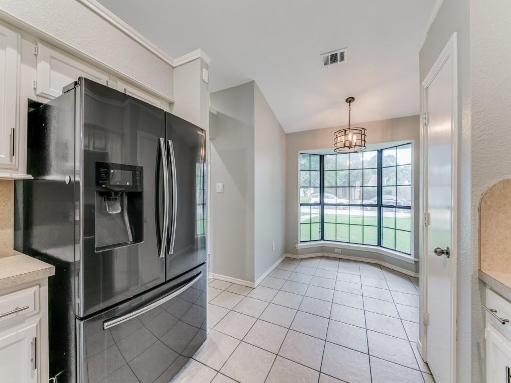 1304 Sheppard Ln - Photo 7 of 15