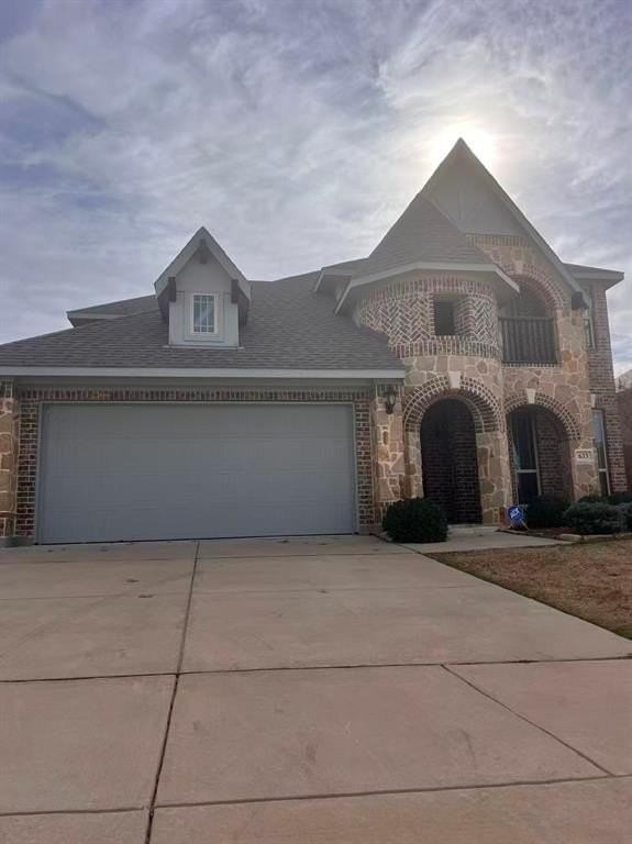 633 Ridgewater Trl - Photo 2 of 9