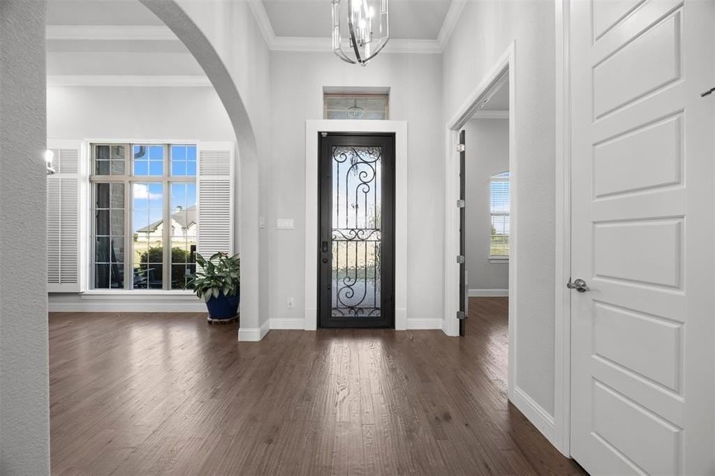 6381 Rigel Rd - Photo 7 of 40