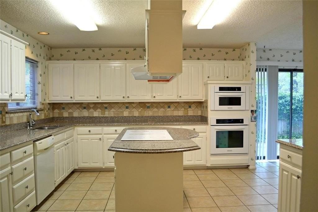 5205 Rustle Leaf Dr - Photo 7 of 17