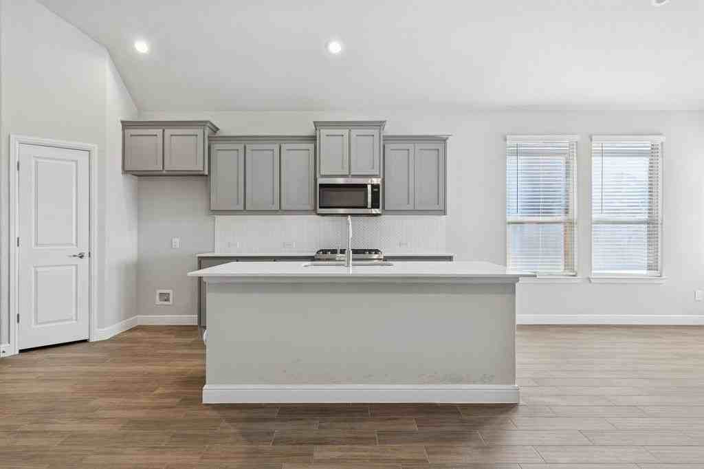 525 Big Horn Pass - Photo 4 of 25