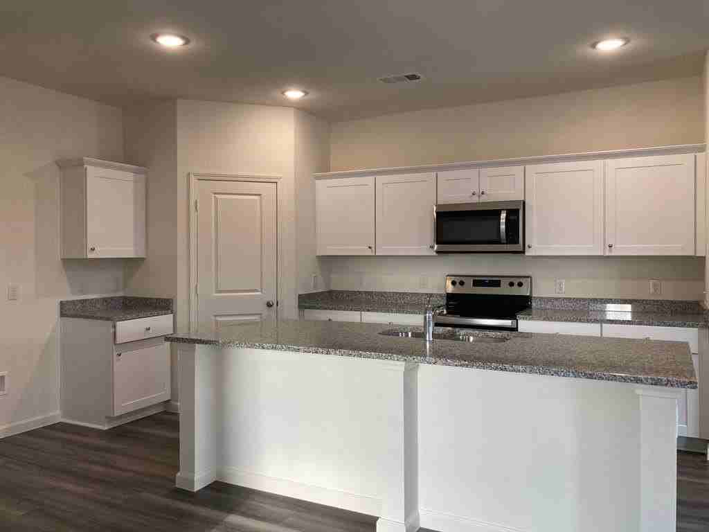 2640 Salado Creek Ln - Photo 3 of 18