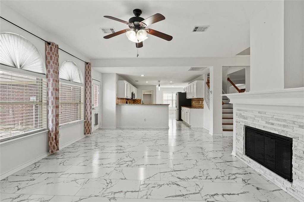 4817 Carolwood Dr - Photo 6 of 25