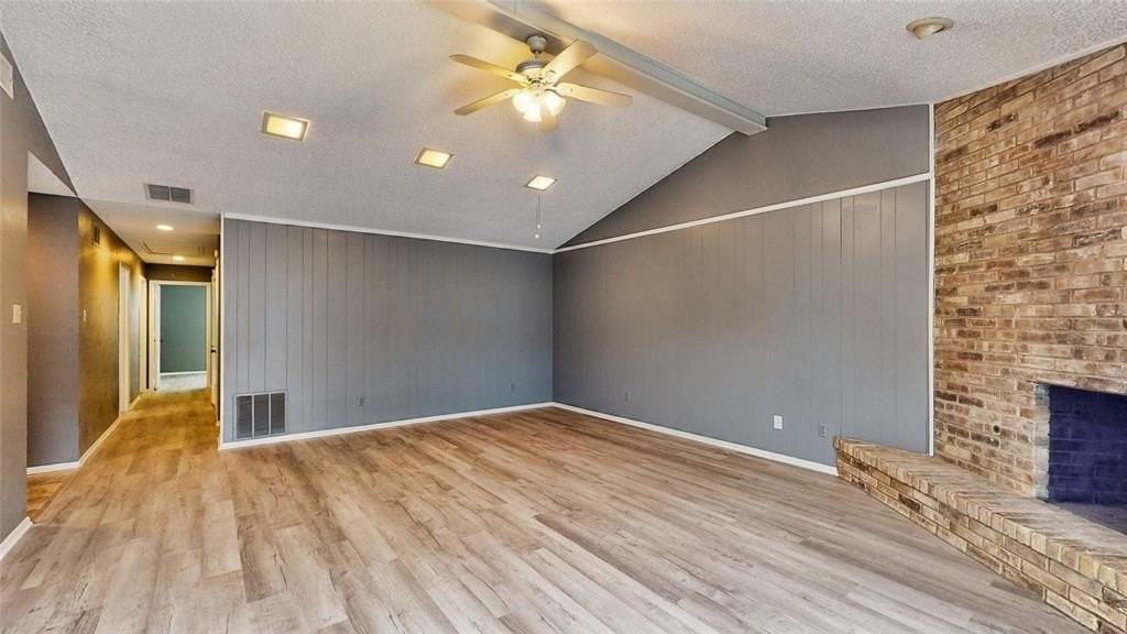 308 Towne House Ln - Photo 6 of 32