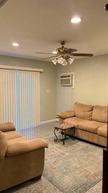 311 Concord St - Photo 5 of 9