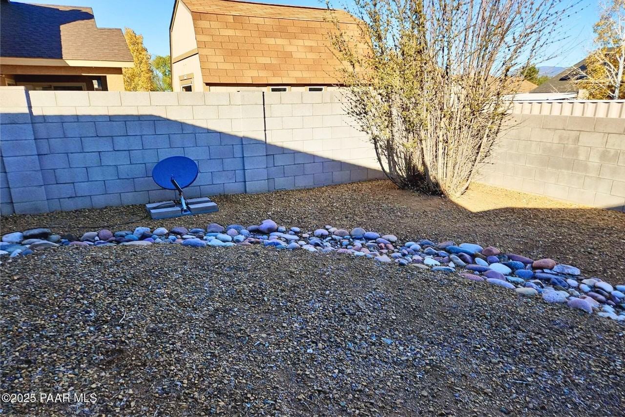 7559 N Summit Pass - Photo 5 of 13