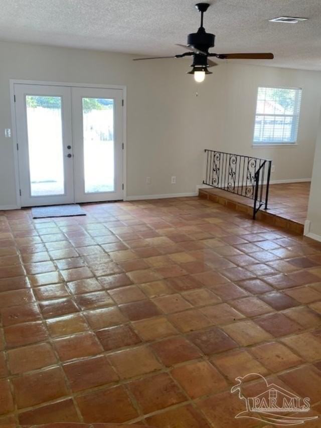 210 Norwich Dr - Photo 2 of 22