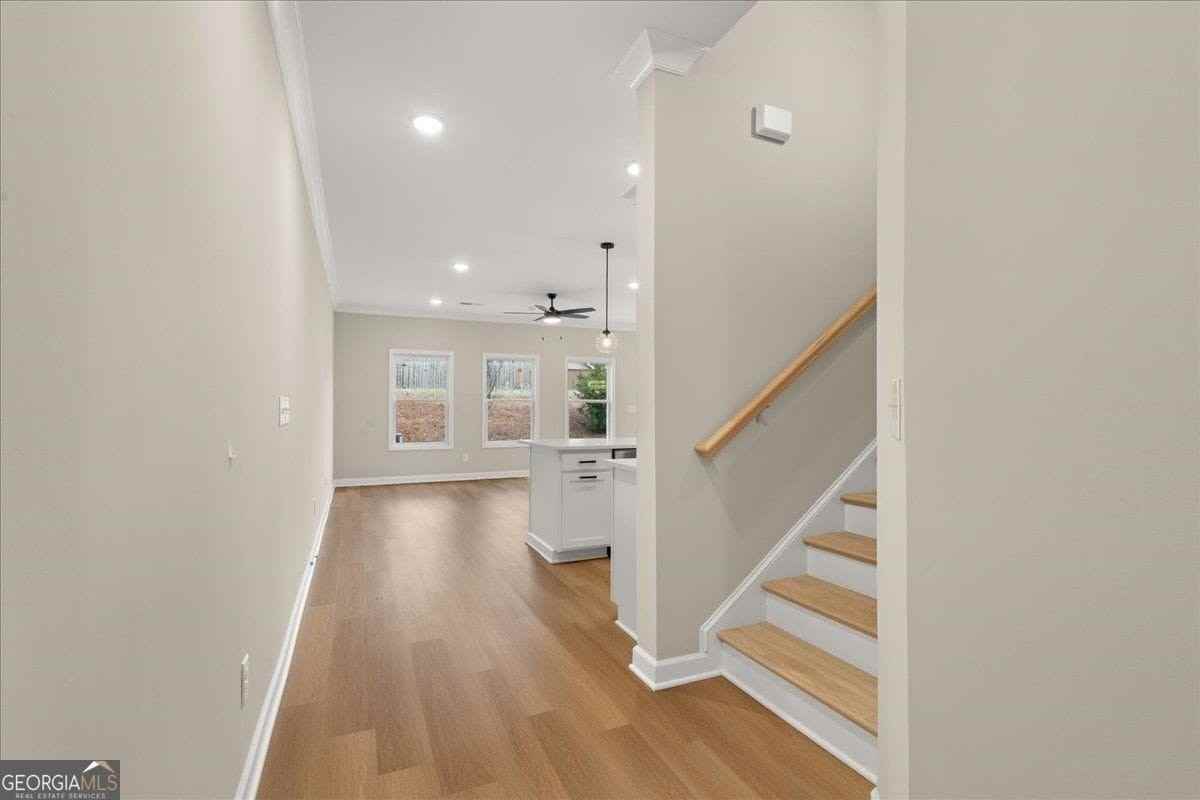 4561 Moray Dr - Photo 4 of 34