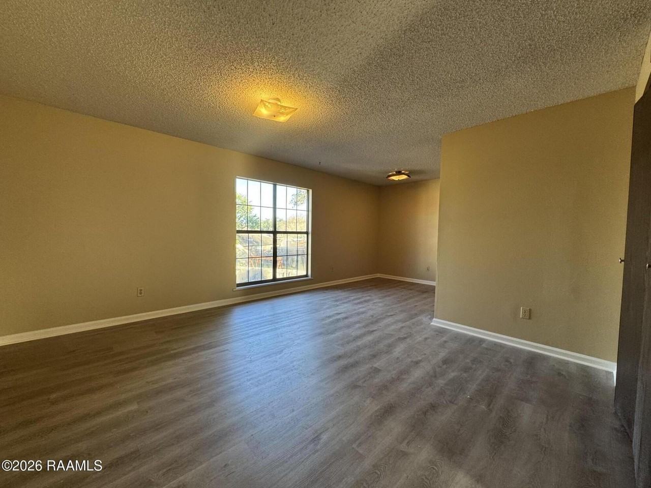 112 Calypso Ln #C - Photo 2 of 10