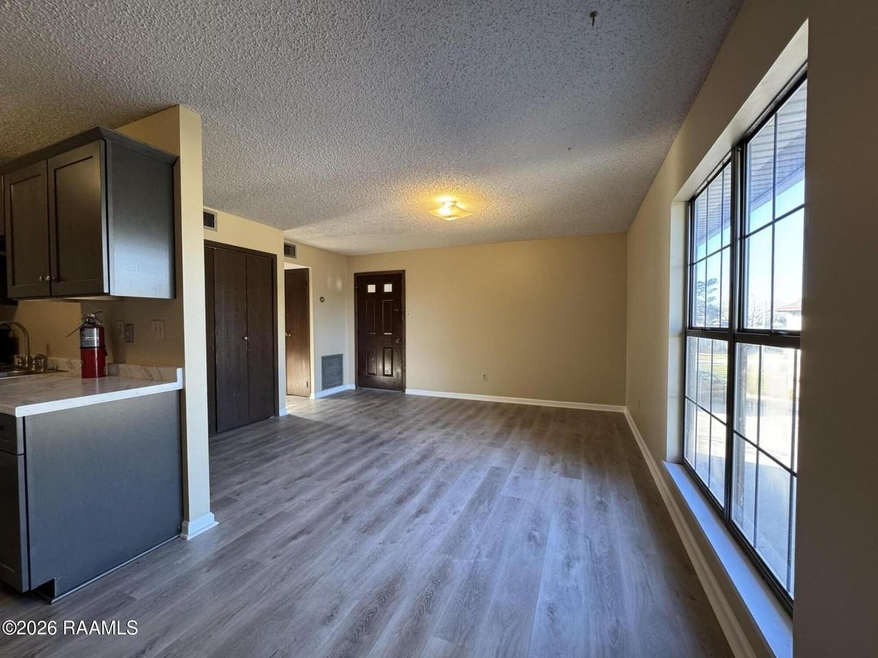 112 Calypso Ln #C - Photo 3 of 10