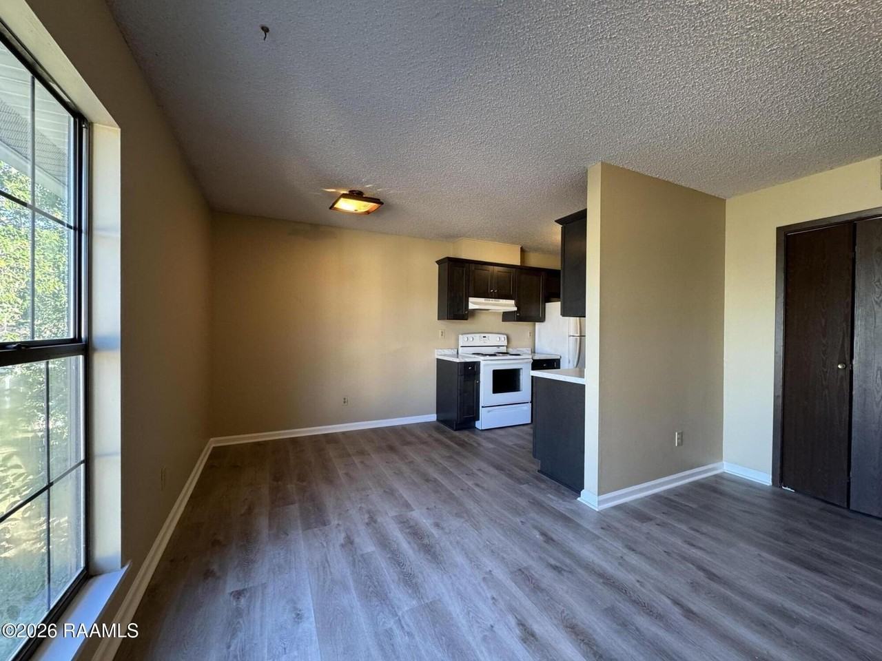 112 Calypso Ln #C - Photo 4 of 10