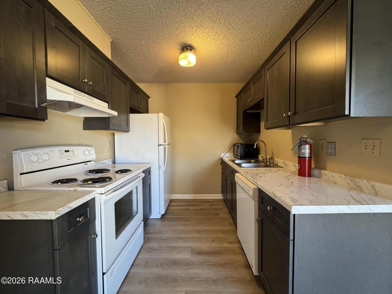 112 Calypso Ln #C - Photo 6 of 10