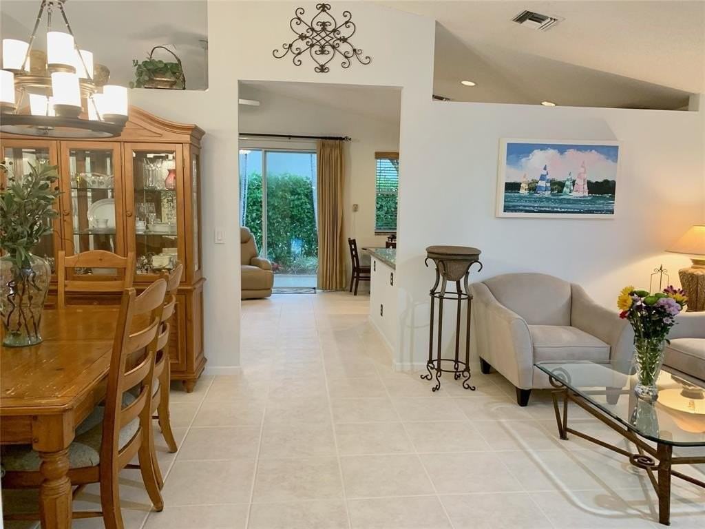 5115 Heron Ct - Photo 2 of 18