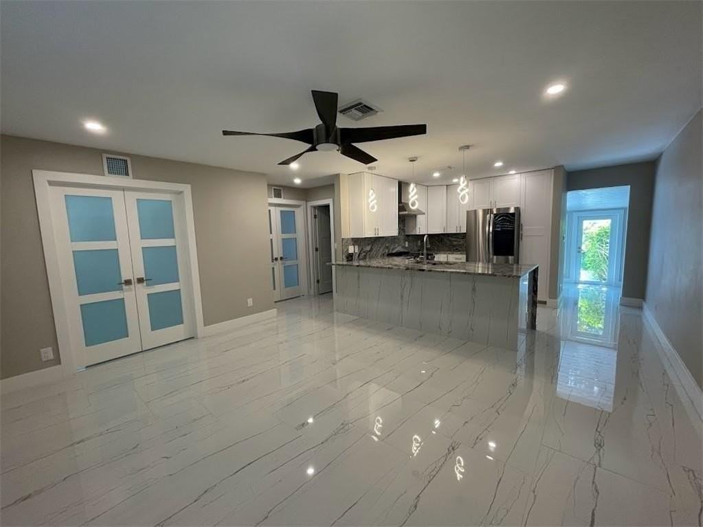 2728 Ne 27th Ave - Photo 5 of 19