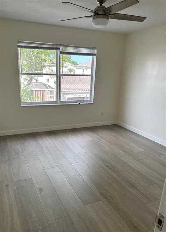 10535 Nw 57th St - Photo 6 of 19