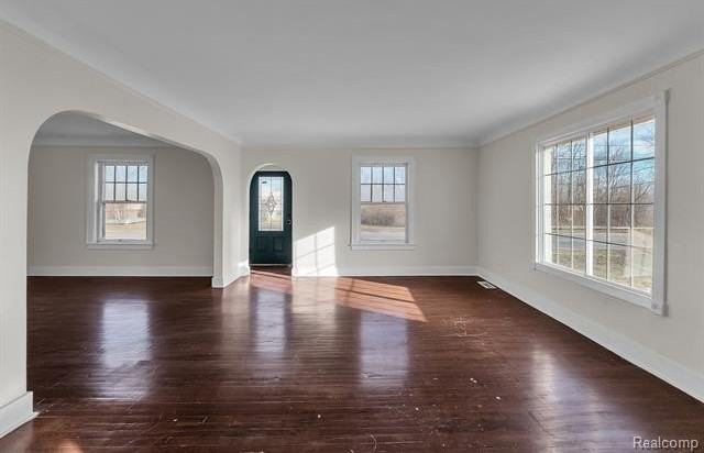 3524 S Haggerty Rd - Photo 7 of 29