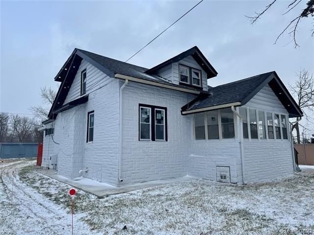 134 W Auburn Rd - Photo 2 of 32