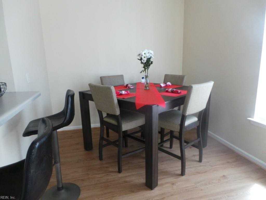 5824 Ludington Dr - Photo 5 of 28