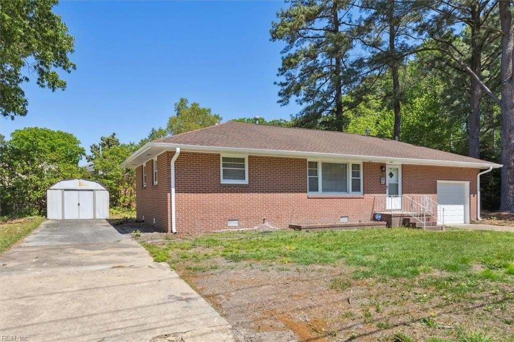 141 Albany Dr - Photo 3 of 26