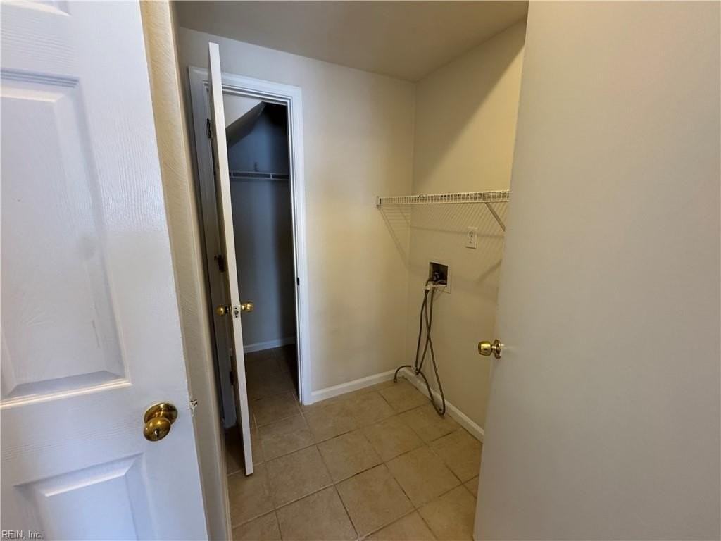 701 Gulfwind Rd - Photo 3 of 28