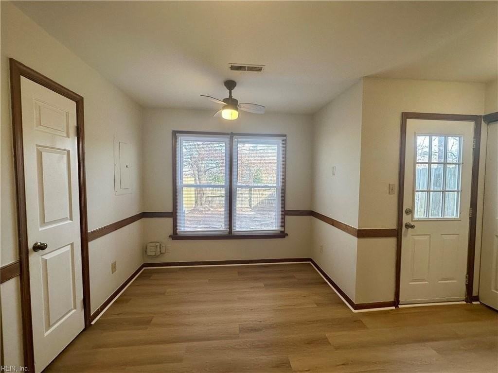 4562 Marlwood Way - Photo 7 of 14