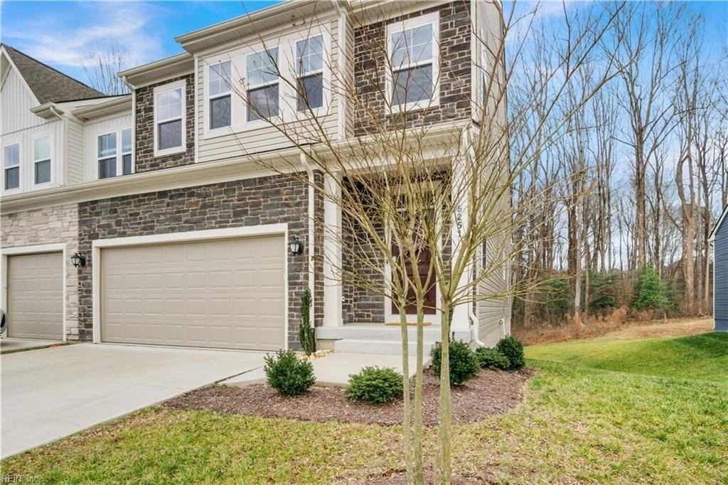 5251 Twilight Ct - Photo 3 of 41