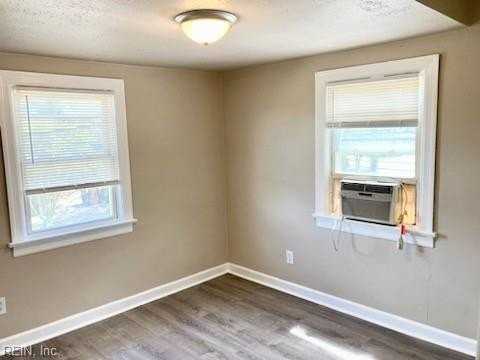 9647 Grove Ave #C - Photo 7 of 12