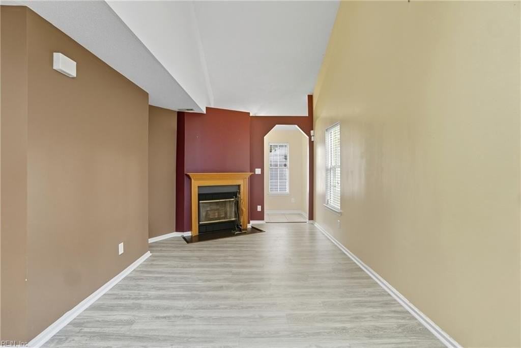 716 Aylesbury Dr - Photo 5 of 41