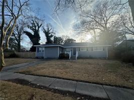 featured image of 1329 Pineview Ave