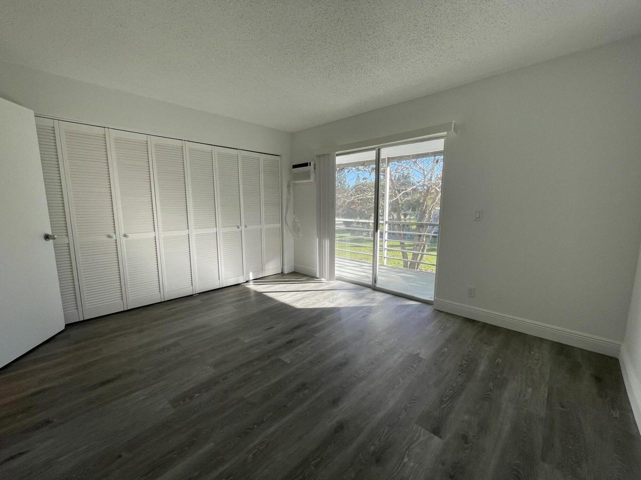 172 Sussex I - Photo 3 of 22