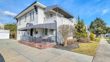 featured image of 7501 Ventnor Ave