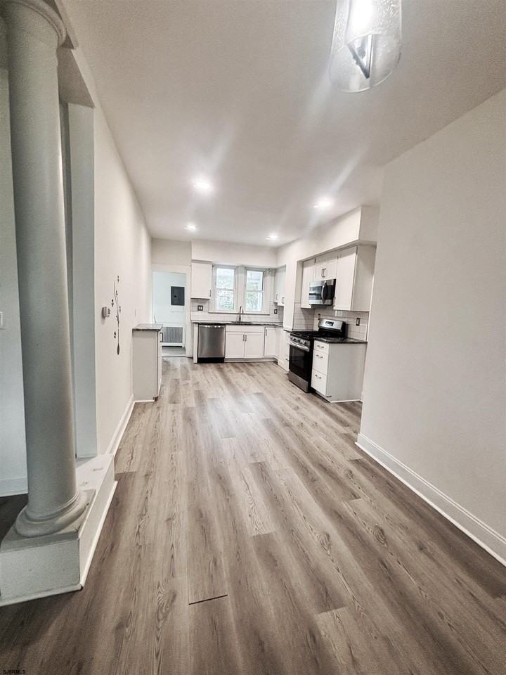 509 Buffalo Ave - Photo 4 of 22