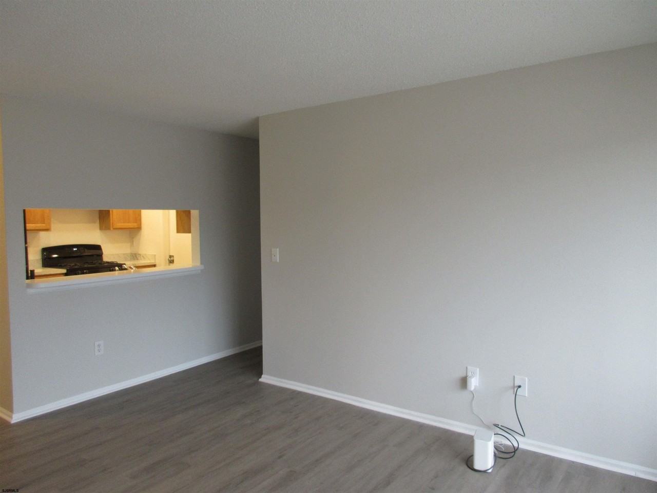 69 Federal Ct - Photo 4 of 21