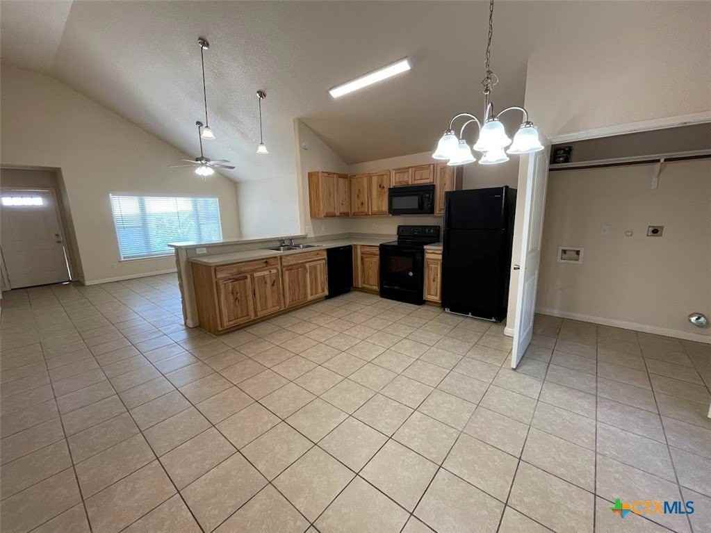 2455 Golf Dr - Photo 4 of 24