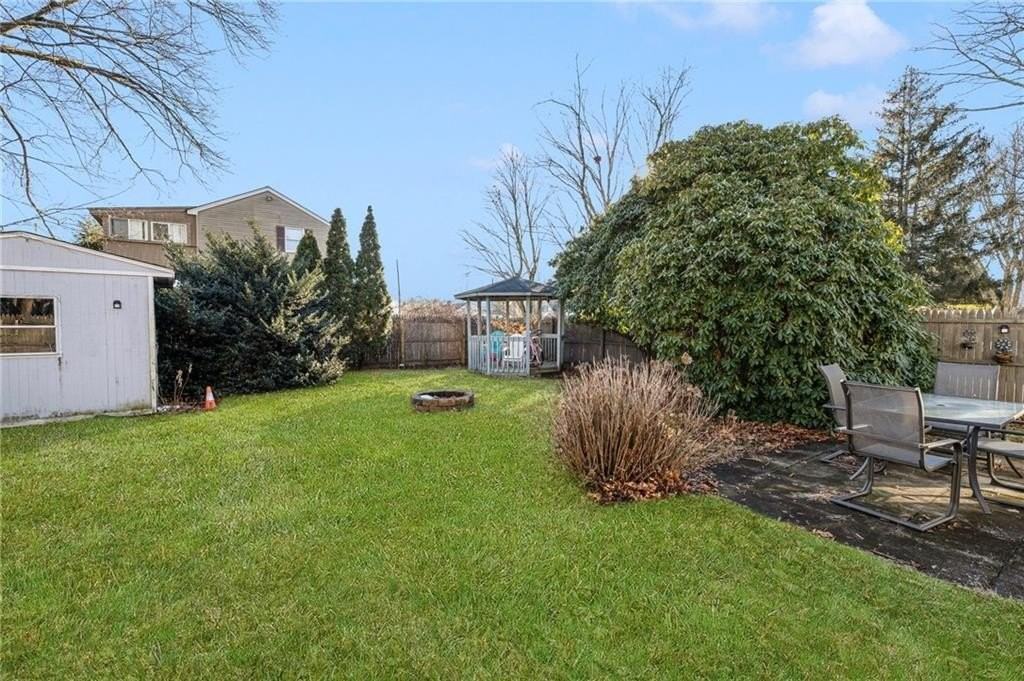 206 Riverside Ave - Photo 2 of 38