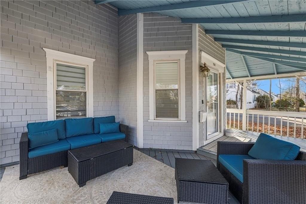 206 Riverside Ave - Photo 4 of 38