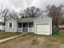 featured image of 3005 Texas Blvd