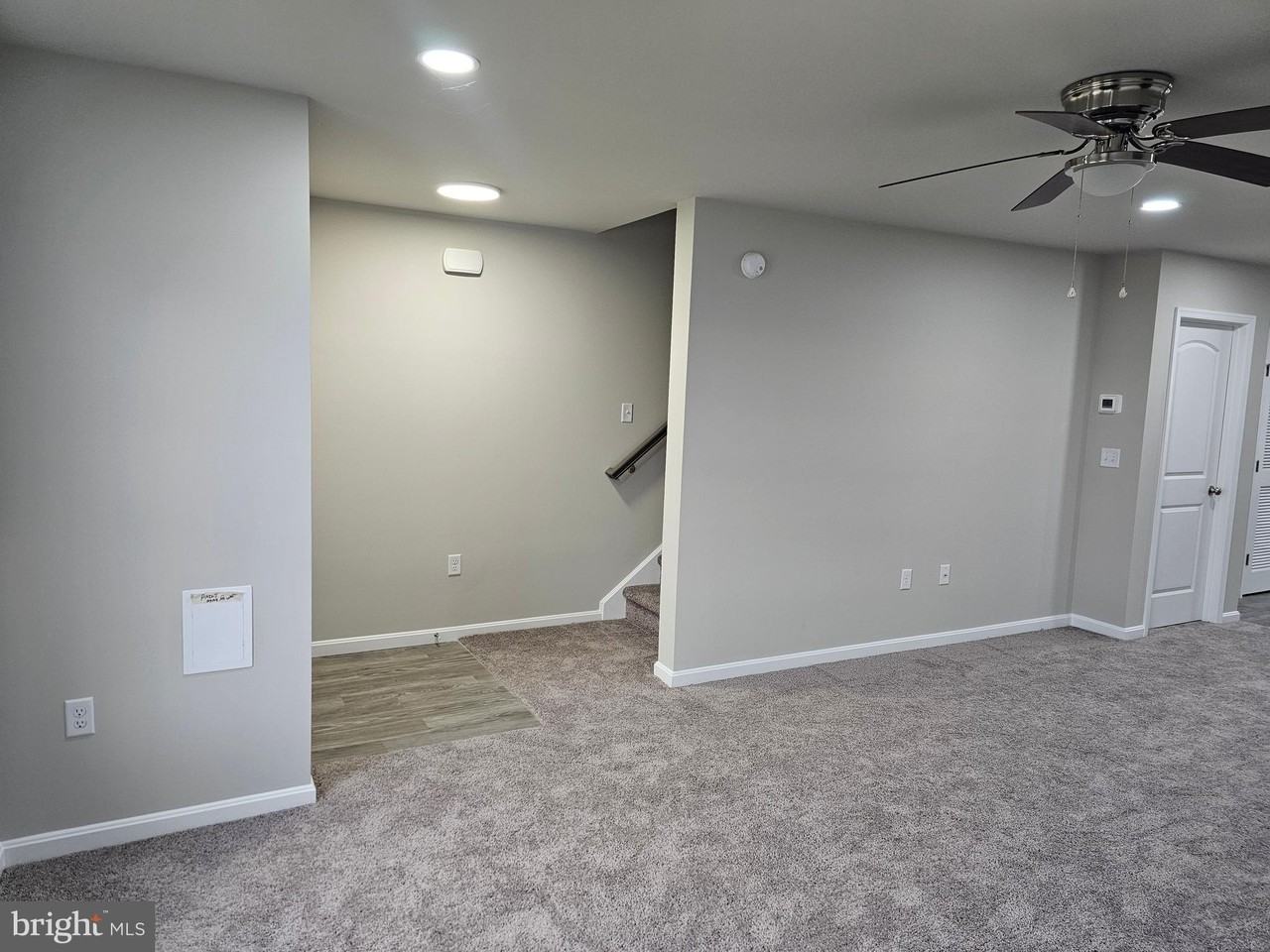 203 Fairfax Ln - Photo 3 of 20