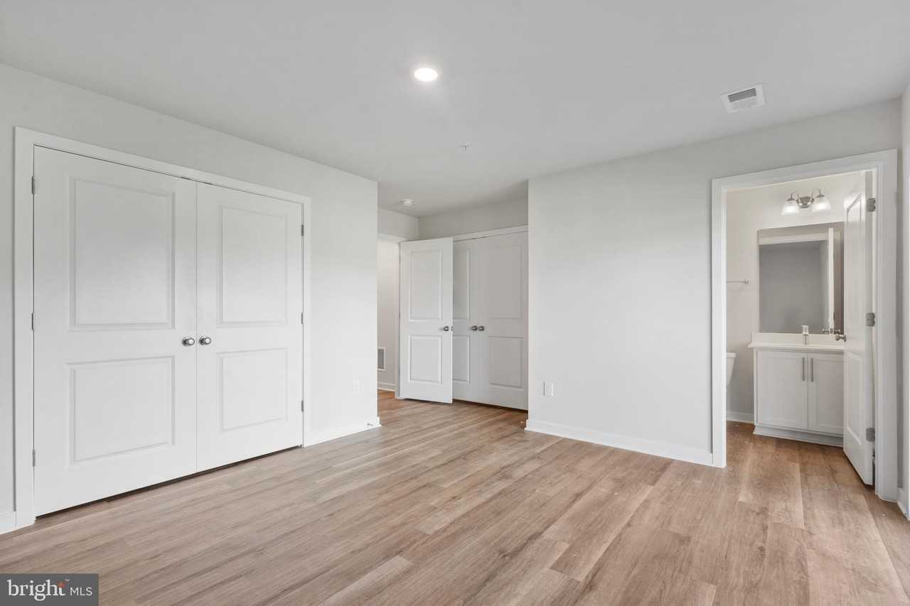 7514 Day Break Dr - Photo 5 of 29