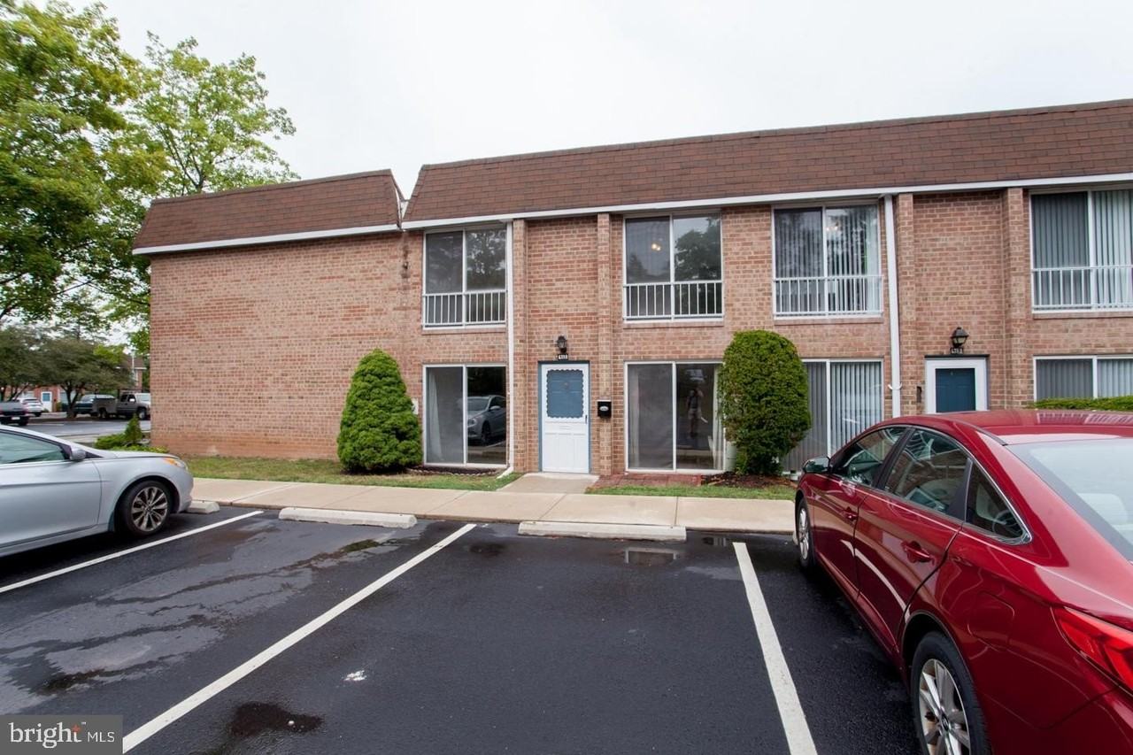 413 Brandywine Ct - Photo 2 of 22