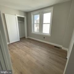 725 Brook St - Photo 2 of 4