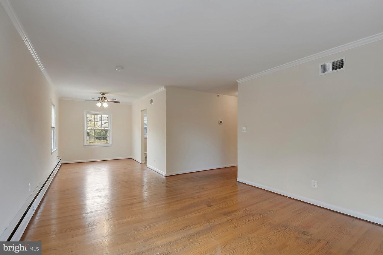 4023 18th Rd N Apt 1 #1 - Photo 4 of 30