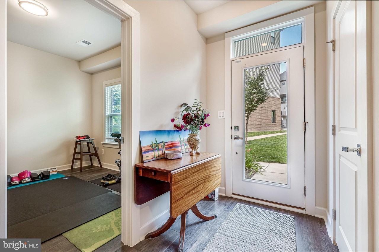 2335 Water Promenade Ave - Photo 5 of 50