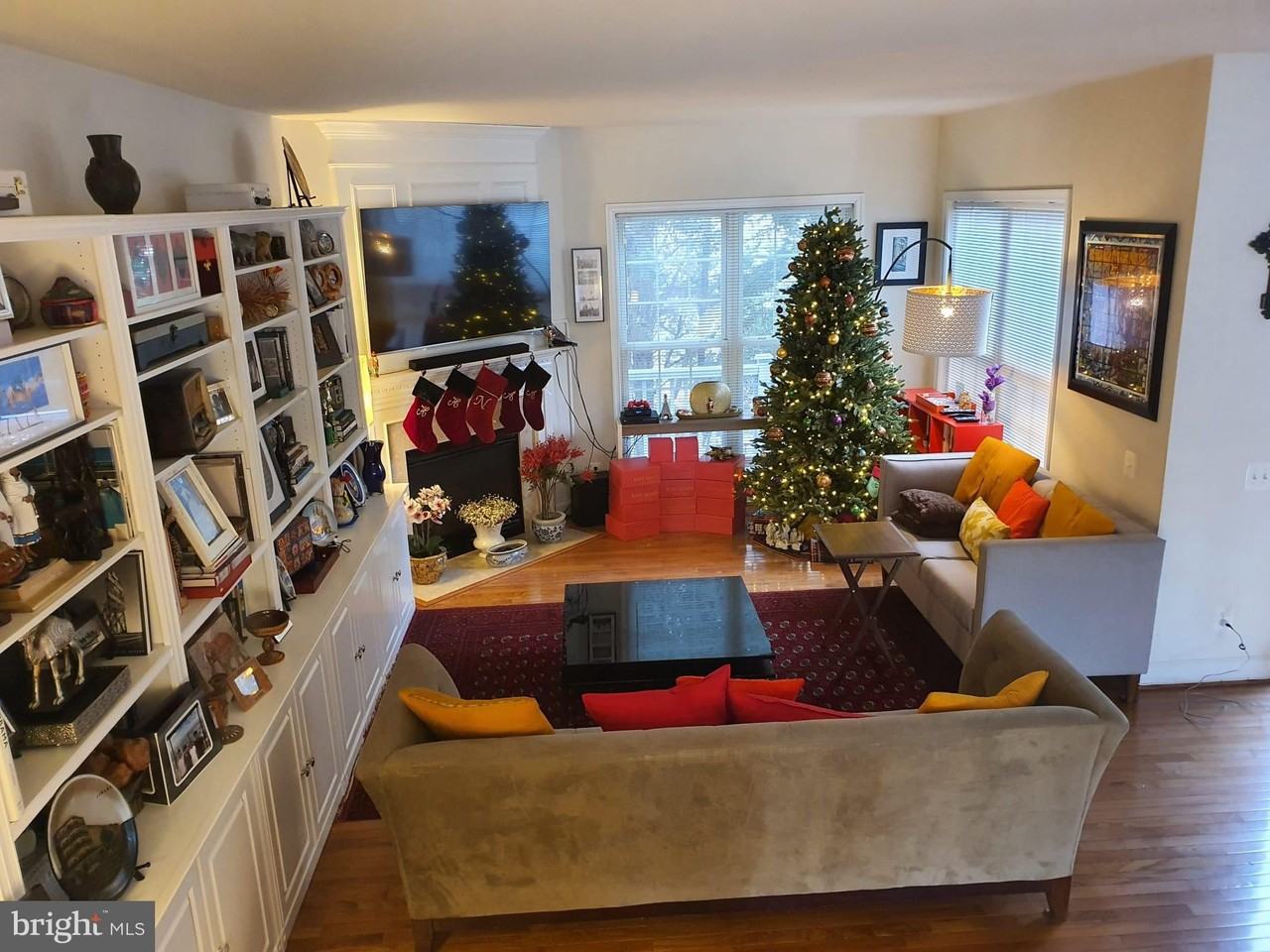 9249 Laurel Ridge Crossing Rd - Photo 5 of 17