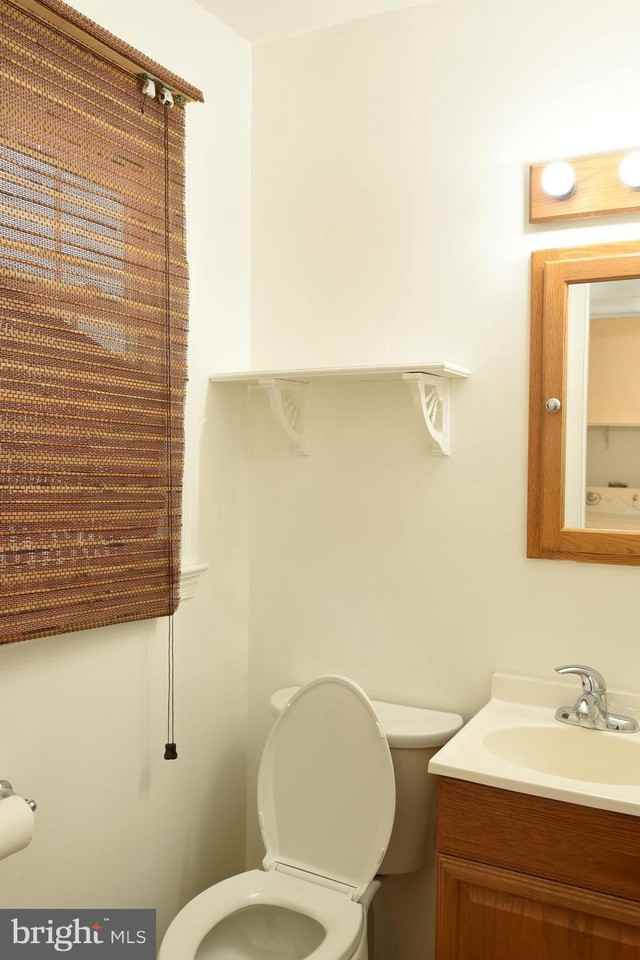 4036 Trapp Rd - Photo 6 of 50